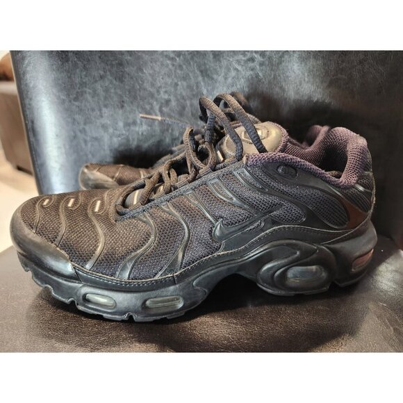 Nike Air Max Plus GS Triple Black - Size 7 Youth - Good Condition - Picture 4 of 10